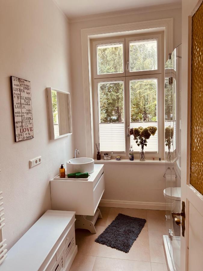 Am Villa *